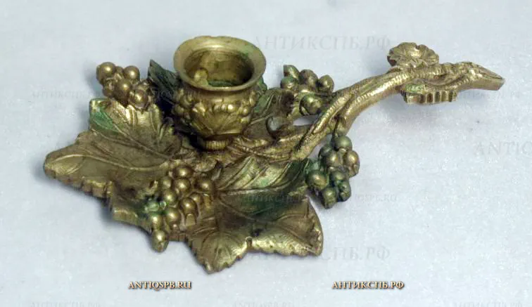 Подсвечник антикварный "Лист". №16932